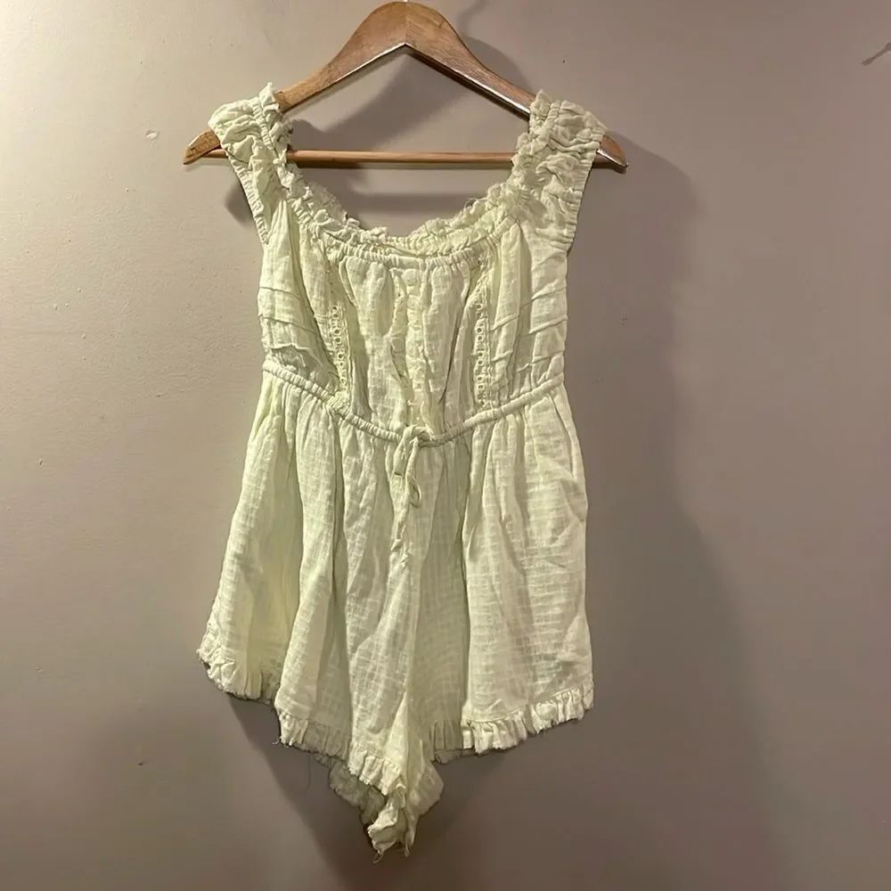 UO Shorts Romper NWOT